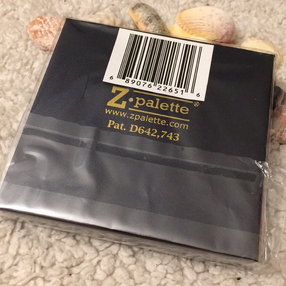 CUSTOMIZABLE Z PALETTE 🎨 - Picture 4 of 5